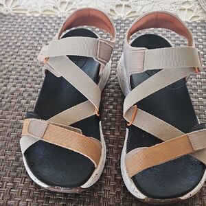 Taos Footwear Super Z Tan Multi Ladies Sandals